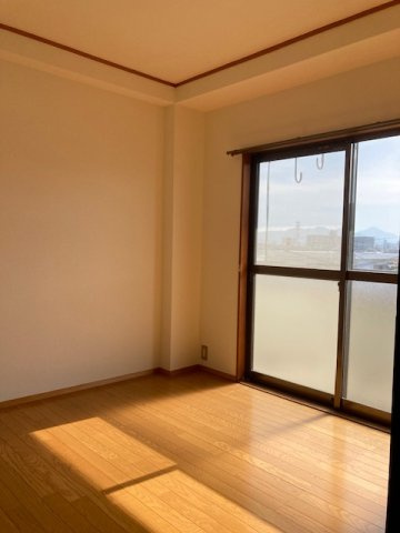 メゾン・ドゥ・セピアⅢの洋室