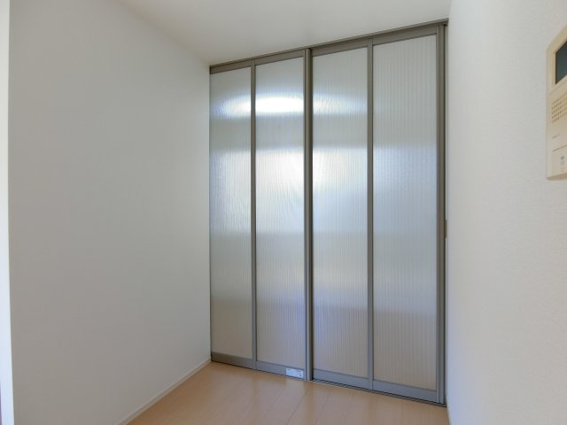 クラルテの洋室