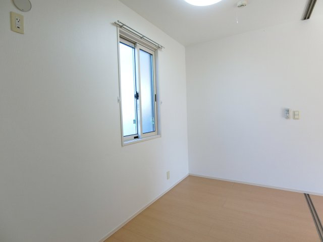 クラルテの洋室