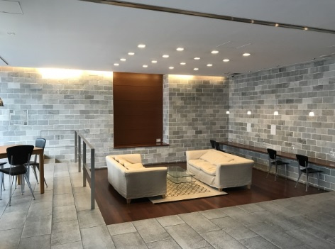 アーバネックス北浜　BRAVI不動産のロビー|【アーバネックス北浜】建物の内部です