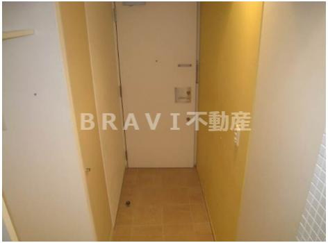 アーバネックス淀屋橋　BRAVI不動産の玄関|【アーバネックス淀屋橋】毎日通る玄関はこちらです
