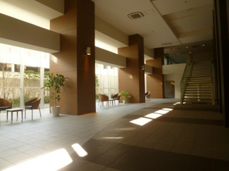 【エントランス】