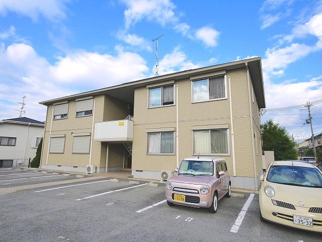 グランドゥールいずみの外観|外観は落ち着いています