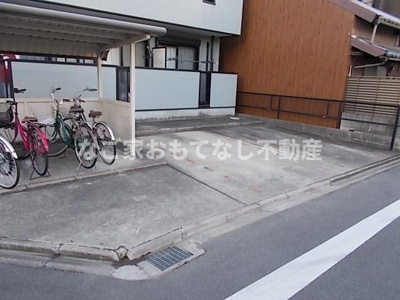 【駐車場】 | サン香呑