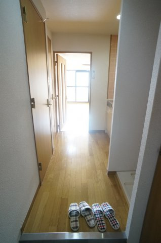 ユニハイムの玄関