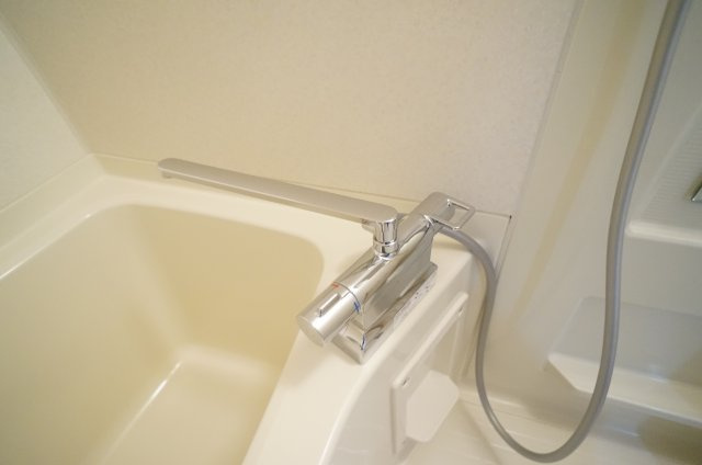 ユニハイムの浴室