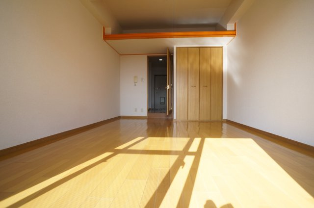 ユニハイムの居間・リビング