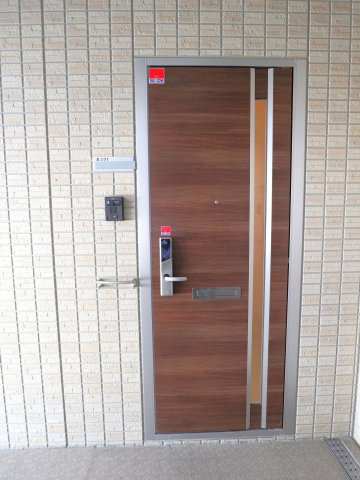 D-room花梨　B棟の玄関