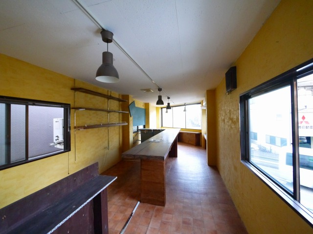 ミツキビルの内装