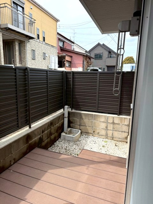 【その他共用部分】 | アムールⅢ | 敷地内にバイク置き場を完備しています！バイクがあれば通勤・通学、お買い物にも便利です☆