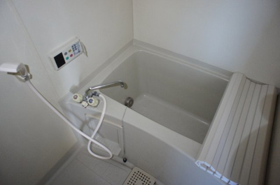 【浴室】 | メゾンルミエール