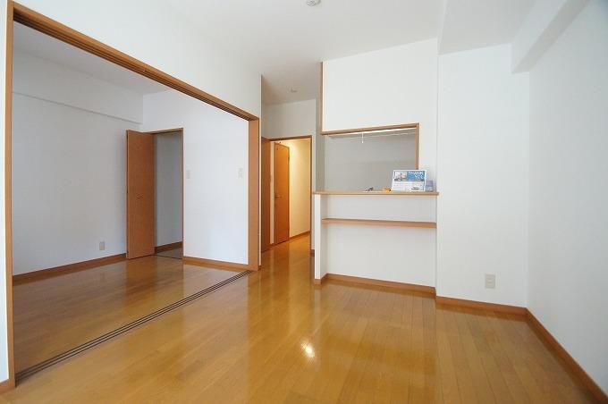 リブル高砂　の居間・リビング|リブル高砂（2LDK）　リビング