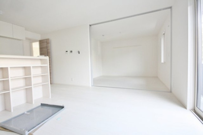 【外観パース】 | ウィステリア　ヨコハマ　（Wisteria Yokohama) | ウィステリア　ヨコハマ　　　髙遮音床（サイレントハイブリッドスラブ50）搭載！　静かで快適な暮らしを♪