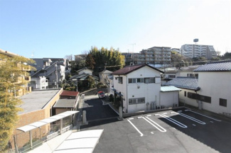 【展望】 | ウィステリア　ヨコハマ　　前面は当物件の駐車場ですので、陽当りもバッチリです♪