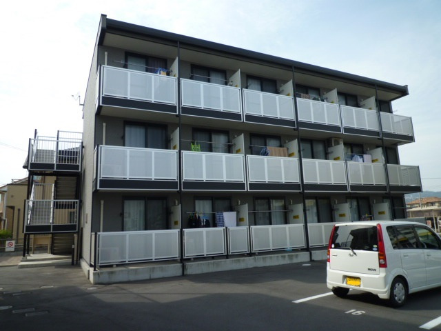 倉敷市中庄の賃貸マンションの外観