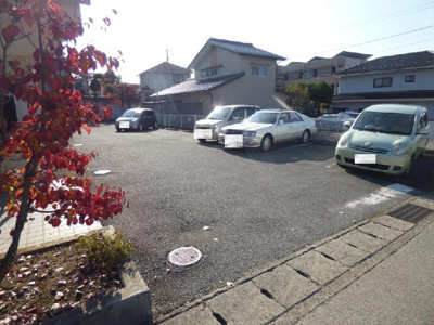【駐車場】 | ヴィルフォーレ山村