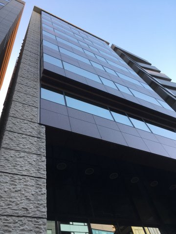 精文館ビルの外観