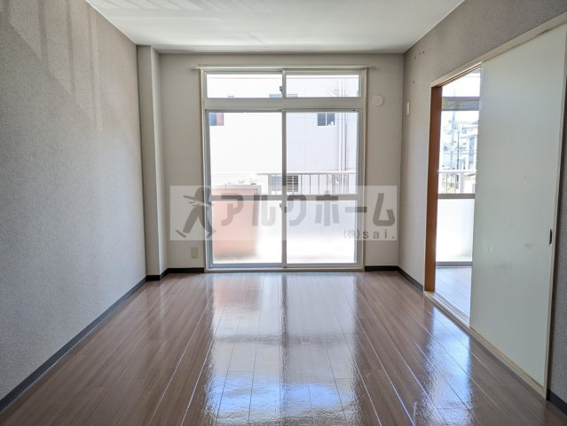 パティオ国分の洋室|パティオ国分