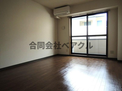 【寝室】 | リファイン椥辻 | 落ち着いて過ごせるお部屋なので、寝室にいかがでしょうか