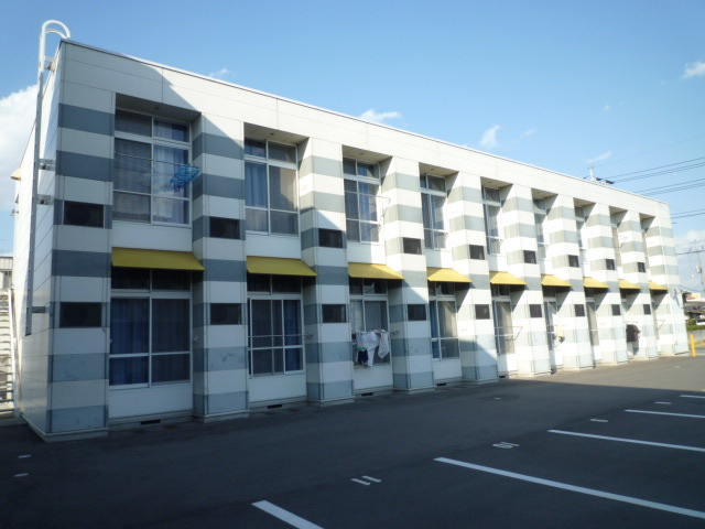 倉敷市中庄のアパートの外観