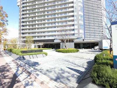 【外観】 | リヴァリエＣ棟 | 総戸数461戸の大規模マンション