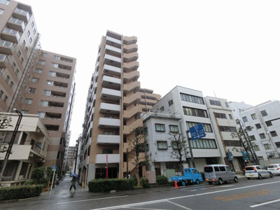【外観】 | ネオマイム鶴見中央センターコート | JR京浜東北線「鶴見」駅徒歩7分、京浜急行本線「京急鶴見」駅徒歩5分と2路線2駅利用可能