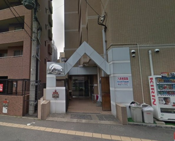 グレース高宮のエントランス