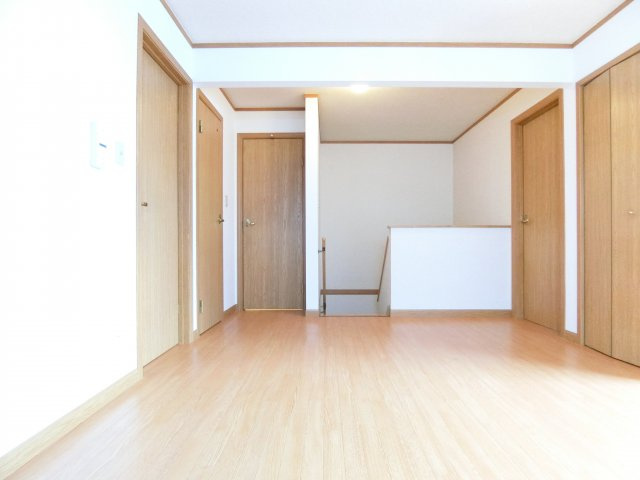 カーサ高尾の居間・リビング