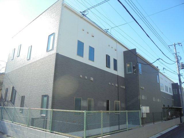 コンフォルト中山