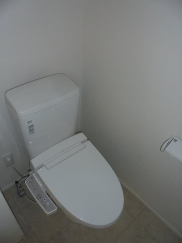 コンフォルト中山のトイレ