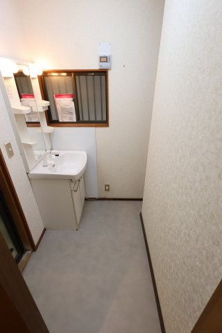 【洗面所】 | 日置荘原寺町貸家