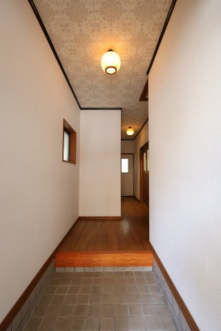 【玄関】 | 日置荘原寺町貸家