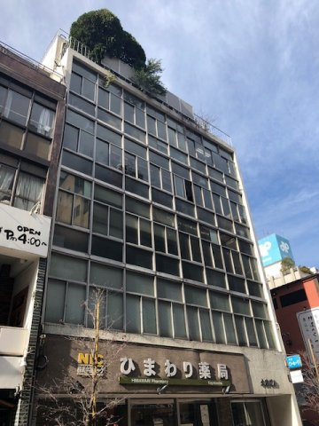 大湯ビルの外観