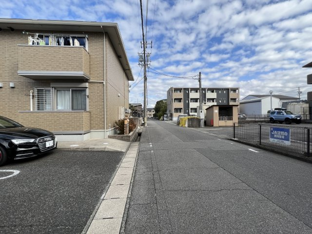 グリーンエクセルⅢの周辺|接面道路