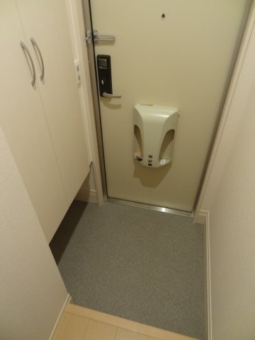 みつばち Ⅱの玄関