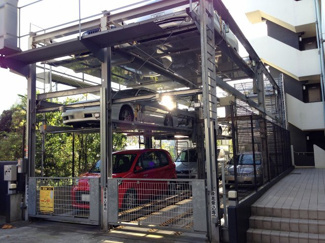 【駐車場】