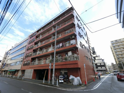 【外観】 | ライオンズマンション石川町 | 京浜東北線「石川町」駅徒歩3分、「関内」駅徒歩5分の2駅利用可能と好立地！