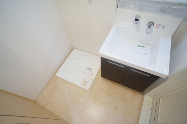 パークサイド宝塚の洗面所|参考、同建物・反転間取りの号室