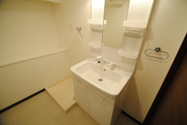 Ｌa premiereの独立洗面台|別室（イメージ画像）