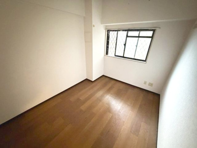 【寝室】 | アヴァンセ岡本