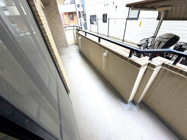 【バルコニー】 | アヴァンセ岡本