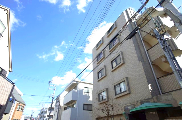 【外観】 | アヴァンセ岡本