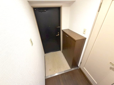 【玄関】 | アヴァンセ岡本