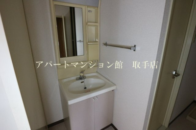 【独立洗面台】 | ヴィアーレ