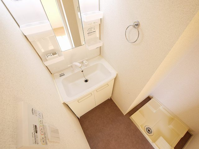 パルスクエアの洗面所|ゆったりとスペースのある洗面所