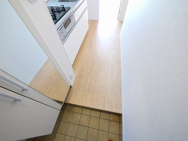 パルスクエアの玄関|きれいな玄関です