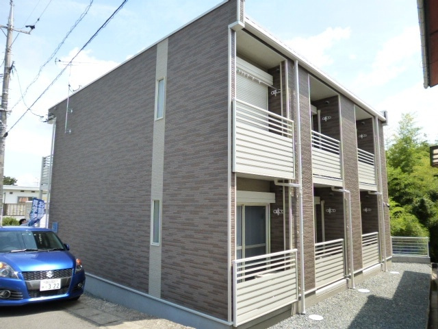 倉敷市鳥羽のアパートの外観
