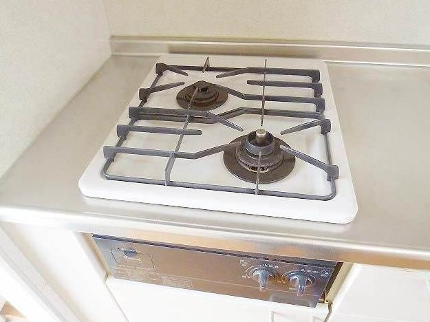 【設備】 | 2口ガスコンロ付き