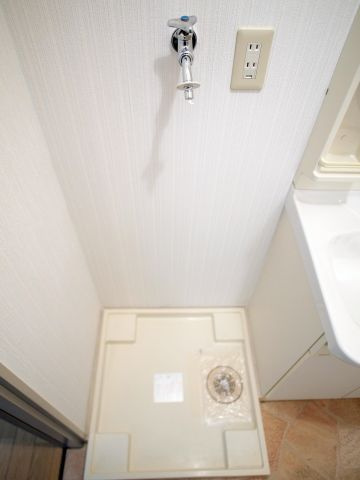 MEGA DOME WESTの洗面所