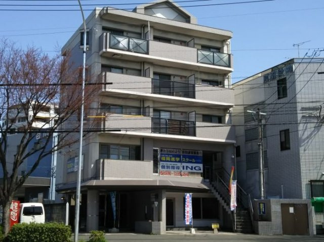 アルファービル井尻